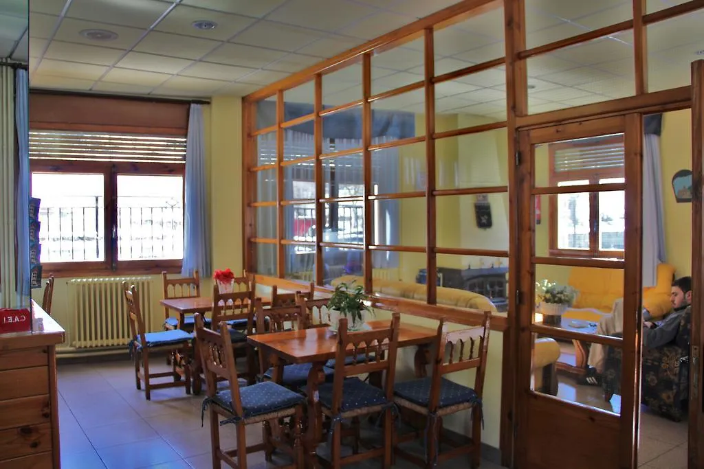 Hotel Garona Bossost 2*,